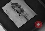 Standbild Malerei Ausstellung New York United States USA, 1936, aus Sekunde 31 historischem Filmmaterial Videoclip 65675073144