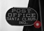 Standbild Kinder in der Werkstatt Santa Claus Indiana USA, 1936, aus Sekunde 21 historischem Filmmaterial Videoclip 65675073146