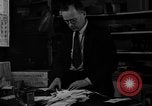 Standbild Kinder in der Werkstatt Santa Claus Indiana USA, 1936, aus Sekunde 24 historischem Filmmaterial Videoclip 65675073146