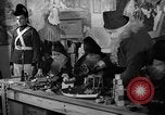 Standbild Kinder in der Werkstatt Santa Claus Indiana USA, 1936, aus Sekunde 56 historischem Filmmaterial Videoclip 65675073146