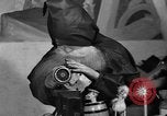Standbild Kinder in der Werkstatt Santa Claus Indiana USA, 1936, aus Sekunde 57 historischem Filmmaterial Videoclip 65675073146