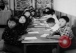 Immagine di I bambini tibetani Baden-Wurttemberg Germania, 1963, secondo 31 filmato di repertorio 65675073168