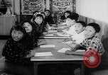 Immagine di I bambini tibetani Baden-Wurttemberg Germania, 1963, secondo 32 filmato di repertorio 65675073168