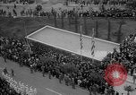 Immagine di Inaugurazione della statua La Grecia, 1963, secondo 34 filmato di repertorio 65675073169