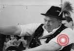 Immagine di Dito wrestling Baviera Germania, 1963, secondo 9 filmato di repertorio 65675073171