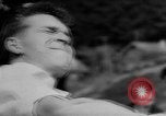 Immagine di Dito wrestling Baviera Germania, 1963, secondo 38 filmato di repertorio 65675073171