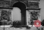 Image Défilé de libération Paris France, 1945, de la seconde 13 séquences d'archives historiques vidéo 65675073175