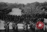 Image Défilé de libération Paris France, 1945, de la seconde 56 séquences d'archives historiques vidéo 65675073175
