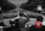 Image Défilé de libération Paris France, 1945, de la seconde 58 séquences d'archives historiques vidéo 65675073175