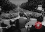 Image Défilé de libération Paris France, 1945, de la seconde 59 séquences d'archives historiques vidéo 65675073175