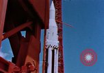 Image Les astronautes de la NASA dans la formation Cape Canaveral Florida USA, 1963, de la seconde 8 séquences d'archives historiques vidéo 65675073185