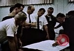 Image Les astronautes de la NASA dans la formation Cape Canaveral Florida USA, 1963, de la seconde 50 séquences d'archives historiques vidéo 65675073185