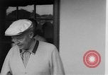 Standbild Dwight D Eisenhower Pebble Beach California USA, 1955, aus Sekunde 28 historischem Filmmaterial Videoclip 65675073186