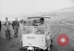 Standbild Präsident Dwight D Eisenhower spielt Golf Pebble Beach California USA, 1955, aus Sekunde 4 historischem Filmmaterial Videoclip 65675073187