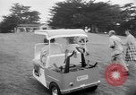 Standbild Präsident Dwight D Eisenhower spielt Golf Pebble Beach California USA, 1955, aus Sekunde 16 historischem Filmmaterial Videoclip 65675073187