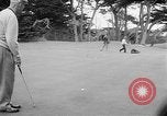 Standbild Präsident Dwight D Eisenhower spielt Golf Pebble Beach California USA, 1955, aus Sekunde 23 historischem Filmmaterial Videoclip 65675073187