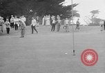 Standbild Präsident Dwight D Eisenhower spielt Golf Pebble Beach California USA, 1955, aus Sekunde 44 historischem Filmmaterial Videoclip 65675073187