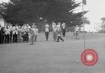 Standbild Präsident Dwight D Eisenhower spielt Golf Pebble Beach California USA, 1955, aus Sekunde 47 historischem Filmmaterial Videoclip 65675073187