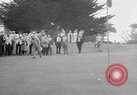 Standbild Präsident Dwight D Eisenhower spielt Golf Pebble Beach California USA, 1955, aus Sekunde 50 historischem Filmmaterial Videoclip 65675073187