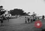 Standbild Präsident Dwight D Eisenhower spielt Golf Pebble Beach California USA, 1955, aus Sekunde 57 historischem Filmmaterial Videoclip 65675073187
