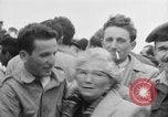 Standbild POW Rückführung Israel, 1957, aus Sekunde 38 historischem Filmmaterial Videoclip 65675073188