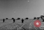 Standbild französischer Soldaten Meskiana Gemeinde Algerien, 1958, aus Sekunde 3 historischem Filmmaterial Videoclip 65675073189