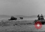 Standbild französischer Soldaten Meskiana Gemeinde Algerien, 1958, aus Sekunde 5 historischem Filmmaterial Videoclip 65675073189