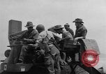 Standbild französischer Soldaten Meskiana Gemeinde Algerien, 1958, aus Sekunde 19 historischem Filmmaterial Videoclip 65675073189