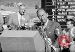 Standbild E Adlai Stevenson Newton Iowa USA, 1956, aus Sekunde 30 historischem Filmmaterial Videoclip 65675073190