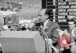 Standbild E Adlai Stevenson Newton Iowa USA, 1956, aus Sekunde 39 historischem Filmmaterial Videoclip 65675073190