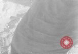 Standbild Öl bohren Algerien, 1958, aus Sekunde 17 historischem Filmmaterial Videoclip 65675073194