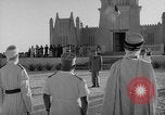 Image Meharistes le Hoggar Algérie, 1954, de la seconde 11 séquences d'archives historiques vidéo 65675073200