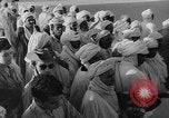 Image Meharistes le Hoggar Algérie, 1954, de la seconde 35 séquences d'archives historiques vidéo 65675073200