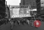Immagine di I comunisti parade New York City USA, 1946, secondo 51 filmato di repertorio 65675073207