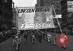 Immagine di I comunisti parade New York City USA, 1946, secondo 55 filmato di repertorio 65675073207