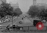 Standbild Staus und rush hour Washington DC USA, 1949, aus Sekunde 35 historischem Filmmaterial Videoclip 65675073231