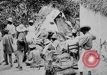 Immagine di Natives gamble Haiti West Indies, 1925, secondo 9 filmato di repertorio 65675073254
