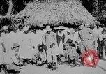 Immagine di Natives gamble Haiti West Indies, 1925, secondo 39 filmato di repertorio 65675073254