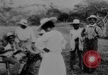 Immagine di Ad Haiti i civili Haiti West Indies, 1925, secondo 20 filmato di repertorio 65675073257