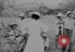Immagine di Ad Haiti i civili Haiti West Indies, 1925, secondo 25 filmato di repertorio 65675073257
