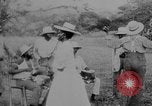 Immagine di Ad Haiti i civili Haiti West Indies, 1925, secondo 27 filmato di repertorio 65675073257