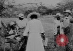 Immagine di Ad Haiti i civili Haiti West Indies, 1925, secondo 31 filmato di repertorio 65675073257