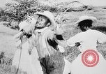 Immagine di Ad Haiti i civili Haiti West Indies, 1925, secondo 50 filmato di repertorio 65675073257