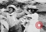 Immagine di Ad Haiti i civili Haiti West Indies, 1925, secondo 52 filmato di repertorio 65675073257