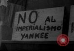Image Rallye en Espagne contre l'intervention américaine au Vietnam Madrid Espagne, 1967, de la seconde 7 séquences d'archives historiques vidéo 65675073276