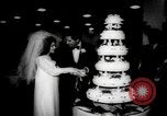 Standbild Elvis Presley heiratet Priscilla Beaulieu Ann Las Vegas Nevada USA, 1967, aus Sekunde 7 historischem Filmmaterial Videoclip 65675073282