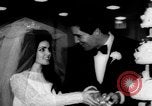 Standbild Elvis Presley heiratet Priscilla Beaulieu Ann Las Vegas Nevada USA, 1967, aus Sekunde 9 historischem Filmmaterial Videoclip 65675073282