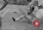 Image pratique de football Alabama United States USA, 1967, de la seconde 26 séquences d'archives historiques vidéo 65675073283