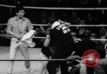 Standbild weltweit Junior Welterweight Boxing Japan, 1967, aus Sekunde 53 historischem Filmmaterial Videoclip 65675073284