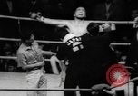 Standbild weltweit Junior Welterweight Boxing Japan, 1967, aus Sekunde 55 historischem Filmmaterial Videoclip 65675073284